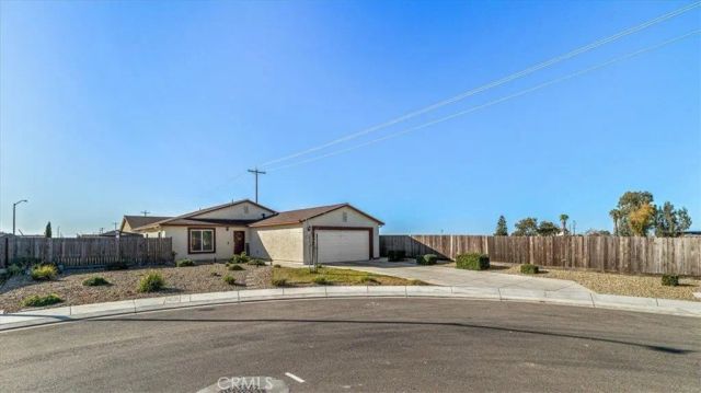 784 Taryn Court, Merced, CA 95341