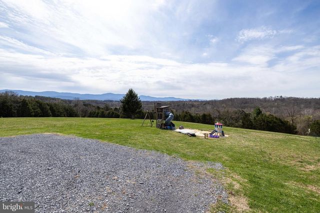 217 SILVER BELL LN, Luray, VA 22835