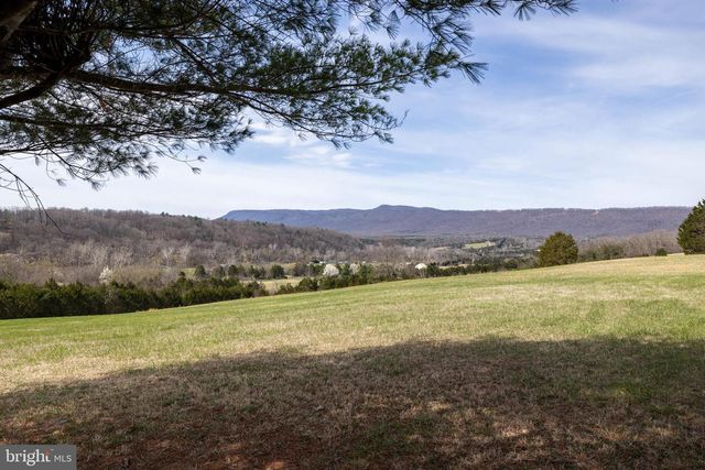 217 SILVER BELL LN, Luray, VA 22835