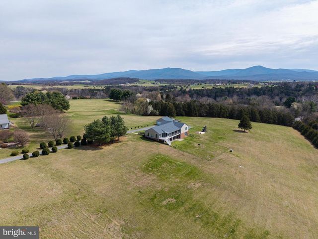 217 SILVER BELL LN, Luray, VA 22835