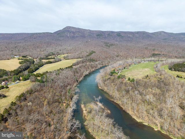 217 SILVER BELL LN, Luray, VA 22835