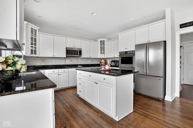 3820 Steeplechase Drive, Carmel, IN 46032