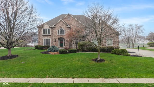 3820 Steeplechase Drive, Carmel, IN 46032