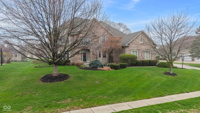 3820 Steeplechase Drive, Carmel, IN 46032