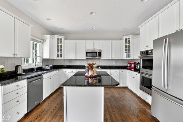 3820 Steeplechase Drive, Carmel, IN 46032