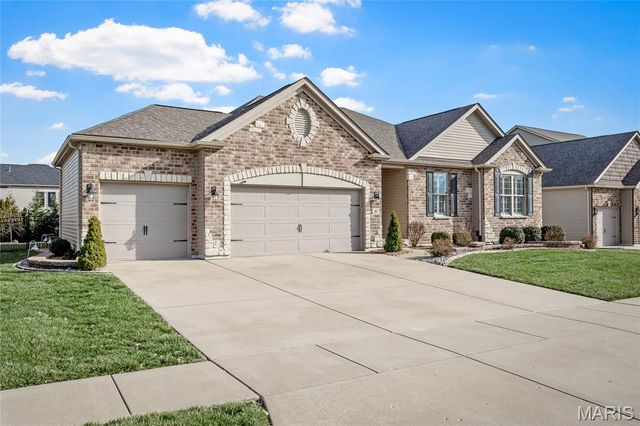 267 Oakhurst Circle, O'fallon, MO 63368