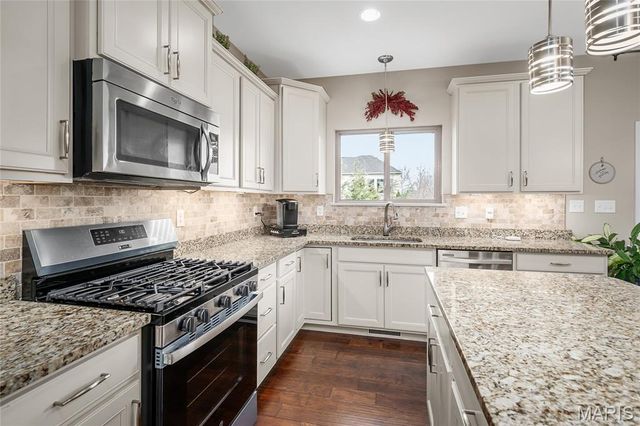 267 Oakhurst Circle, O'fallon, MO 63368