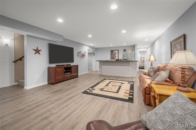 267 Oakhurst Circle, O'fallon, MO 63368