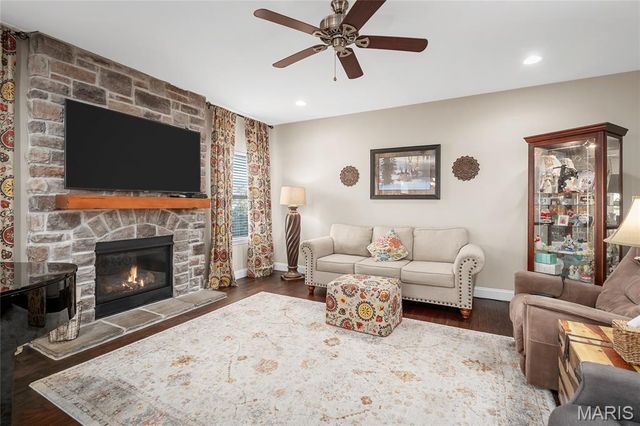 267 Oakhurst Circle, O'fallon, MO 63368