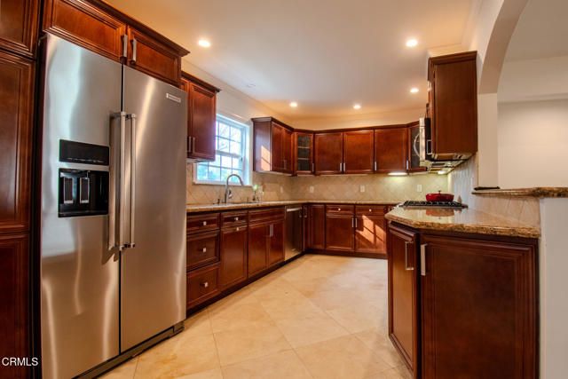 4635 Cartwright Avenue, Los Angeles, CA 91602