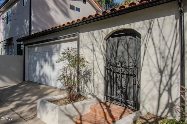 4635 Cartwright Avenue, Los Angeles, CA 91602