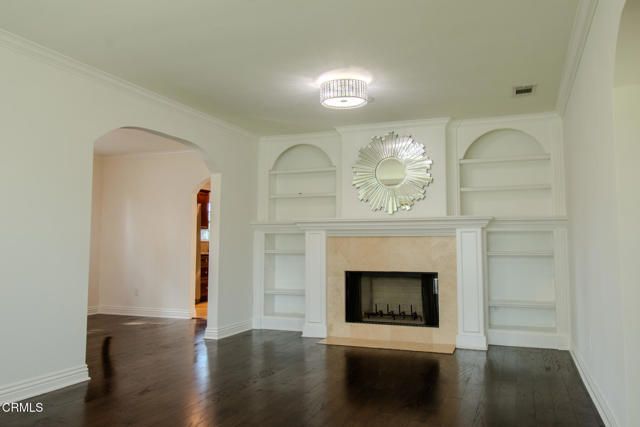 4635 Cartwright Avenue, Los Angeles, CA 91602