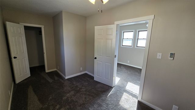 413 E 4th Street S, Newton, IA 50208