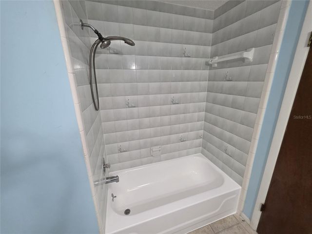 126 GARDEN COVE COURT, Orlando, FL 32835