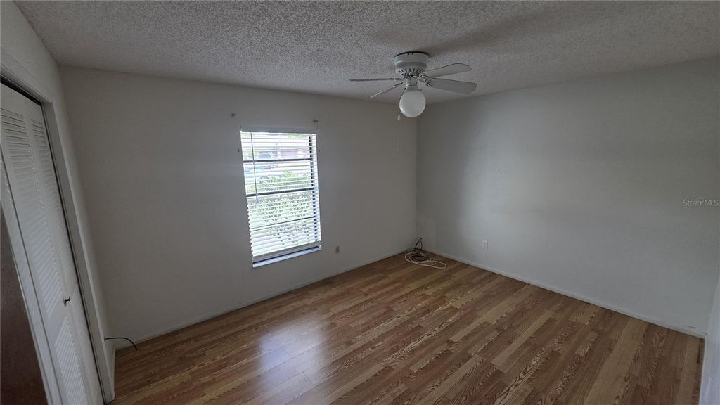 Image 11 of property listing at 126 GARDEN COVE COURT, Orlando, FL 32835