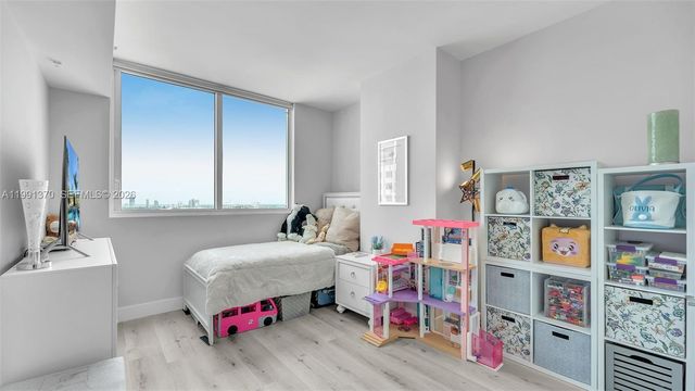 253 NE 2nd St 2209, Miami, FL 33132