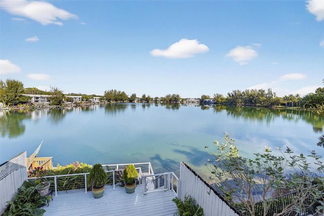 7043 SW 53rd Ln, Miami, FL 33155