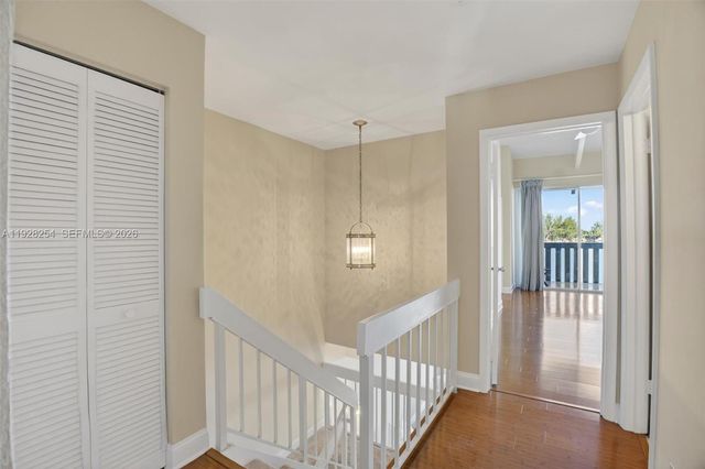 7043 SW 53rd Ln, Miami, FL 33155