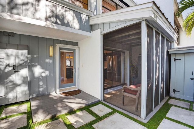 7043 SW 53rd Ln, Miami, FL 33155