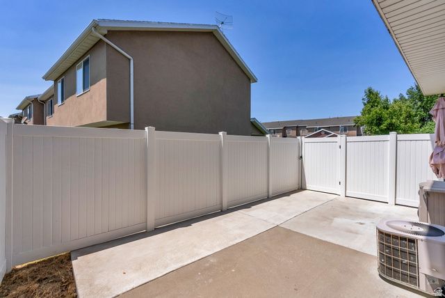 2491 N CHARLESTON AVE, Harrisville, UT 84404