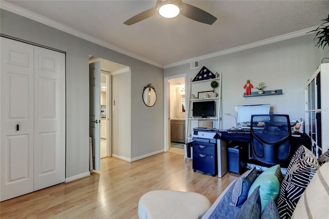 650 ISLAND WAY 206, Clearwater Beach, FL 33767