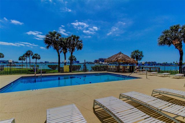 650 ISLAND WAY 206, Clearwater Beach, FL 33767