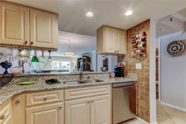 650 ISLAND WAY 206, Clearwater Beach, FL 33767