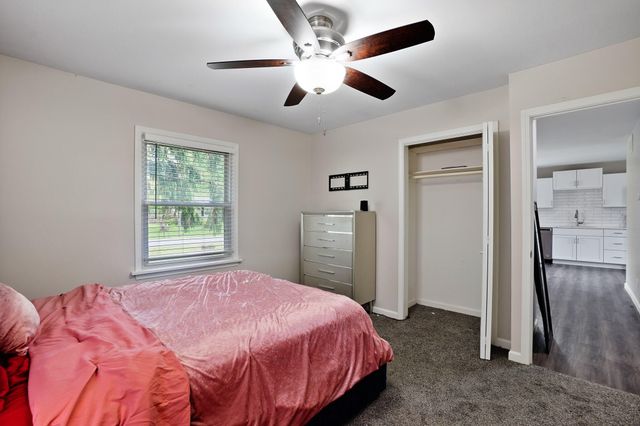 1107 W 63rd Avenue, Merrillville, IN 46410