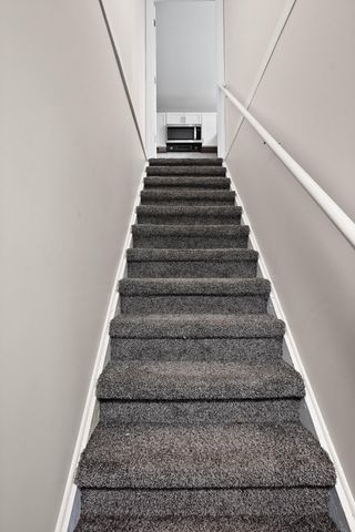 1107 W 63rd Avenue, Merrillville, IN 46410