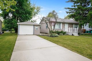 1107 W 63rd Avenue, Merrillville, IN 46410