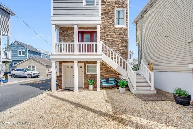 105 W Channel Way, Lavallette, NJ 08735