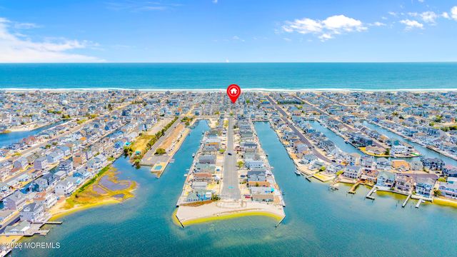 105 W Channel Way, Lavallette, NJ 08735