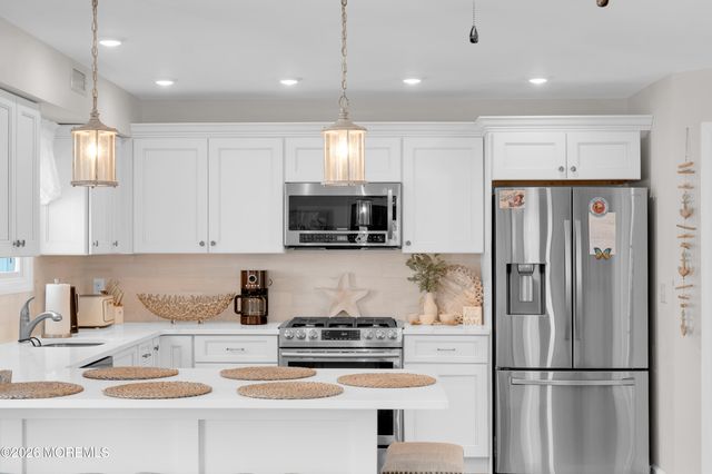 105 W Channel Way, Lavallette, NJ 08735