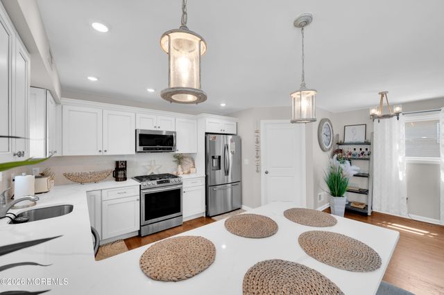 105 W Channel Way, Lavallette, NJ 08735