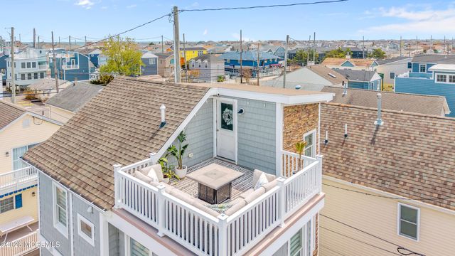 105 W Channel Way, Lavallette, NJ 08735