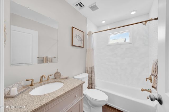 105 W Channel Way, Lavallette, NJ 08735