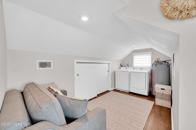 105 W Channel Way, Lavallette, NJ 08735