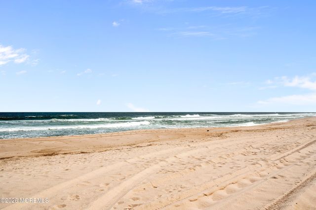 105 W Channel Way, Lavallette, NJ 08735
