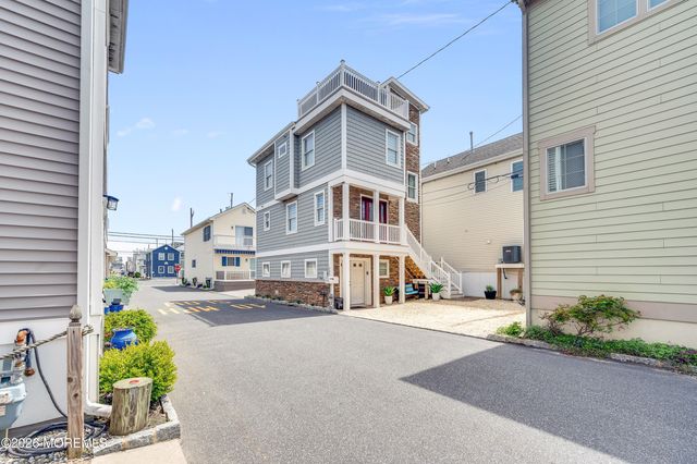 105 W Channel Way, Lavallette, NJ 08735