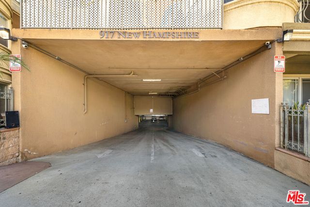 917 S New Hampshire Avenue 202, Los Angeles, CA 90006