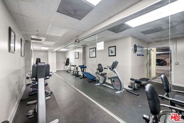 917 S New Hampshire Avenue 202, Los Angeles, CA 90006