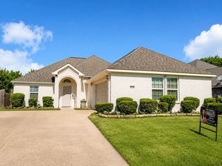 1759 Ridgemar Drive, Grand Prairie, TX 75051
