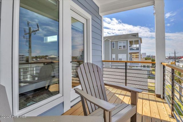404 Canal Drive 1, Carolina Beach, NC 28428