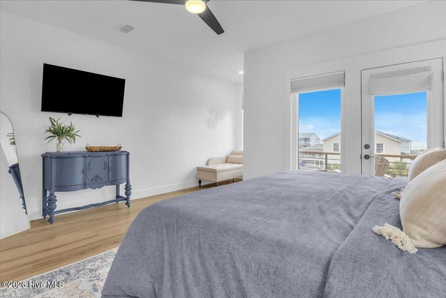 404 Canal Drive 1, Carolina Beach, NC 28428