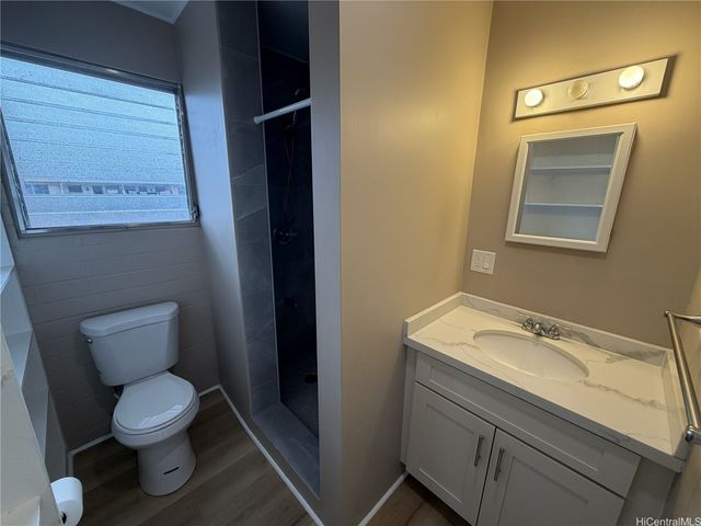 733 Coolidge Street 207, Honolulu, HI 96826