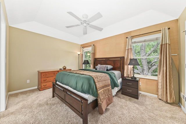 N51W27864 N Courtland CIRCLE, Pewaukee, WI 53072