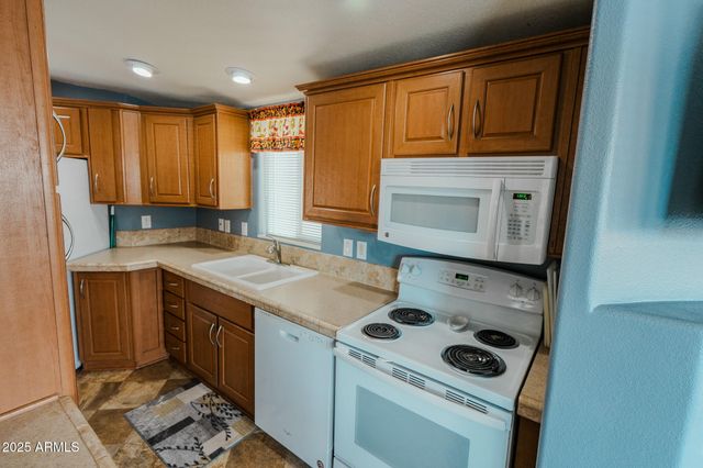 17200 W BELL Road 915, Surprise, AZ 85374