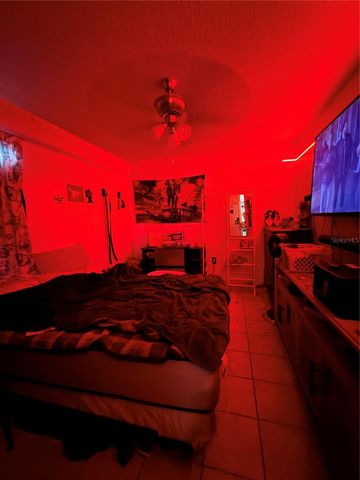 1104 67TH AVENUE W, Bradenton, FL 34207