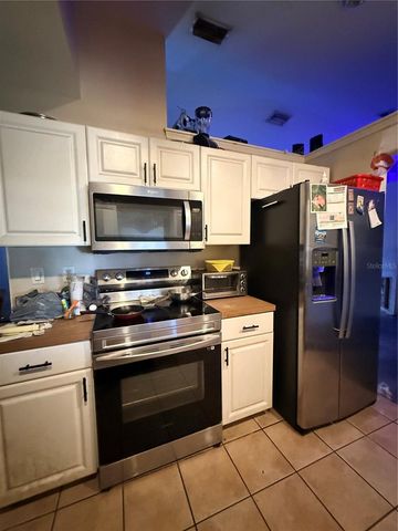 1104 67TH AVENUE W, Bradenton, FL 34207