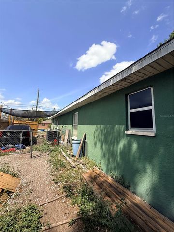 1104 67TH AVENUE W, Bradenton, FL 34207